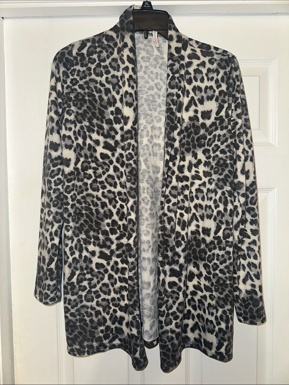 Leopard Print Open-Front Cardigan Sweater - Black & White